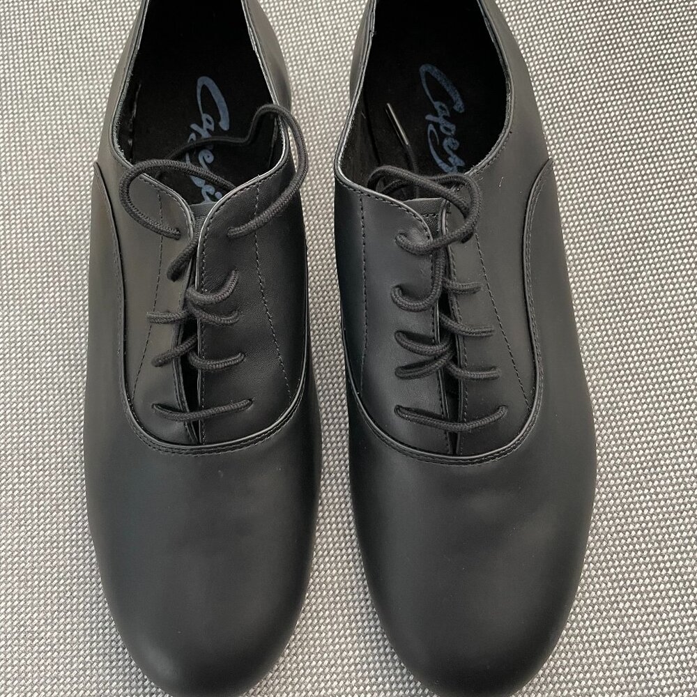 Dance shoes (NEW / Not worn)